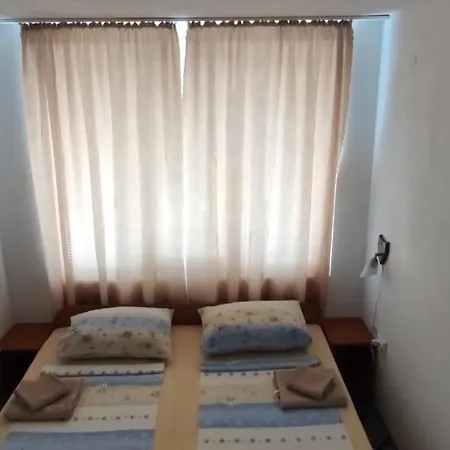 Via Maris Pensionat 3*
